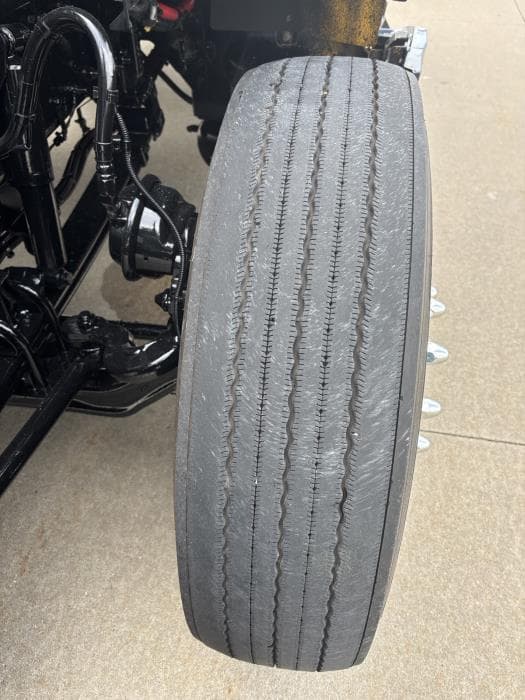 2023 Kenworth T680 — photo 12
