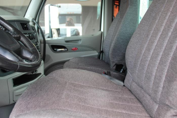 2019 Peterbilt 579 — photo 9