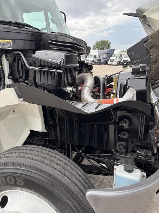 2017 International 4300 — photo 18