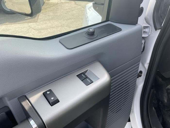 2027 Ford F-750 — photo 13