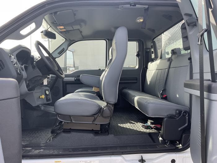 2027 Ford F-750 — photo 12