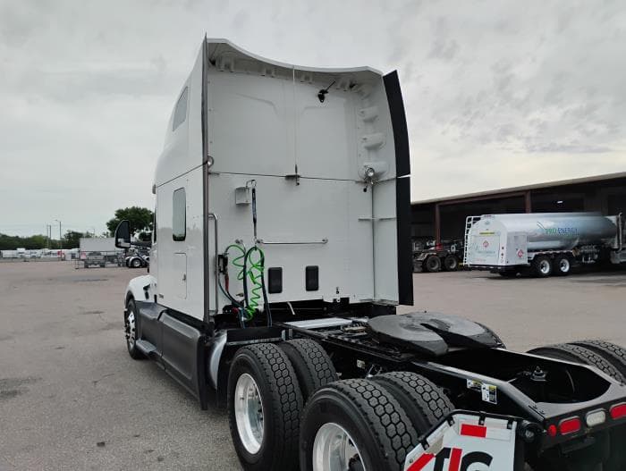 2022 Peterbilt 579 — photo 5
