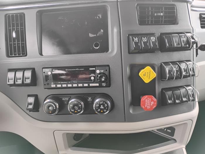 2022 Peterbilt 579 — photo 20