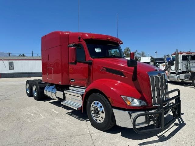 2023 Peterbilt 579 — photo 3