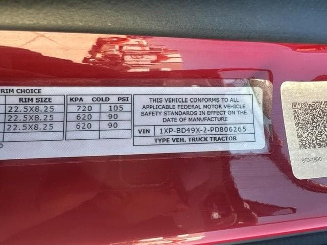 2023 Peterbilt 579 — photo 13