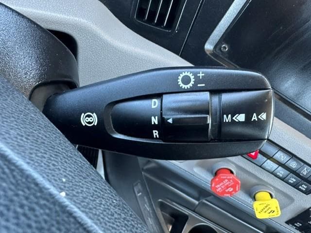2021 Freightliner Cascadia — photo 18