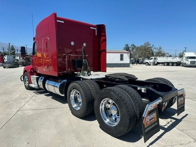 2023 Peterbilt 579 — photo 8