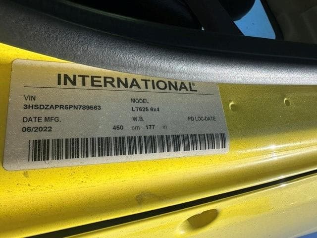 2023 International LT — photo 7