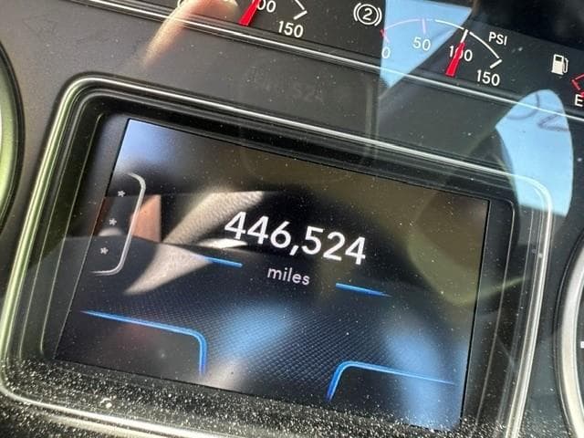 2023 International LT — photo 8