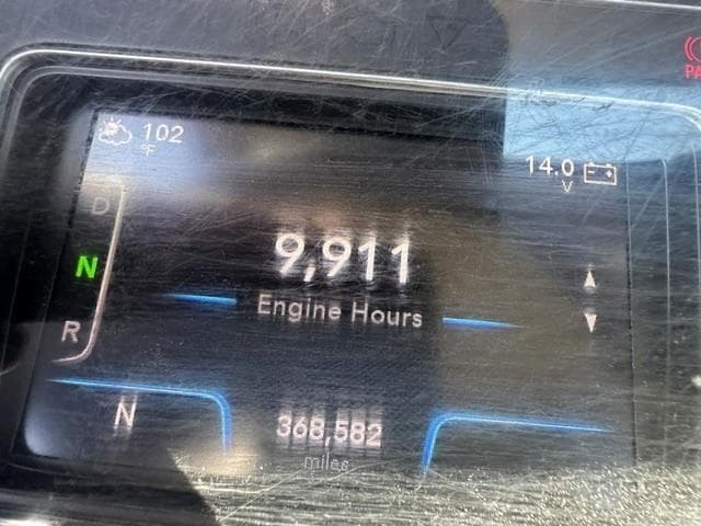 2023 International LT — photo 13