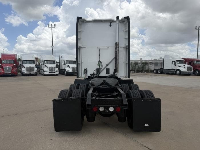 2021 Kenworth T680 — photo 5