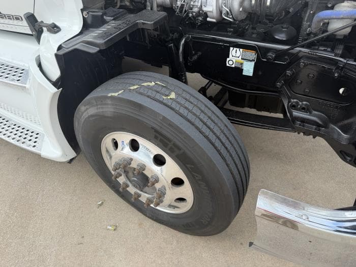 2021 Kenworth T680 — photo 22