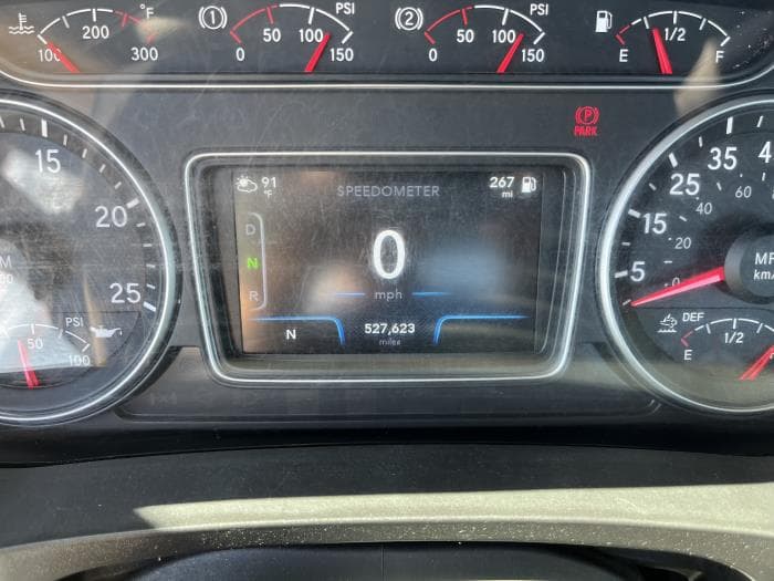2022 International LT — photo 15