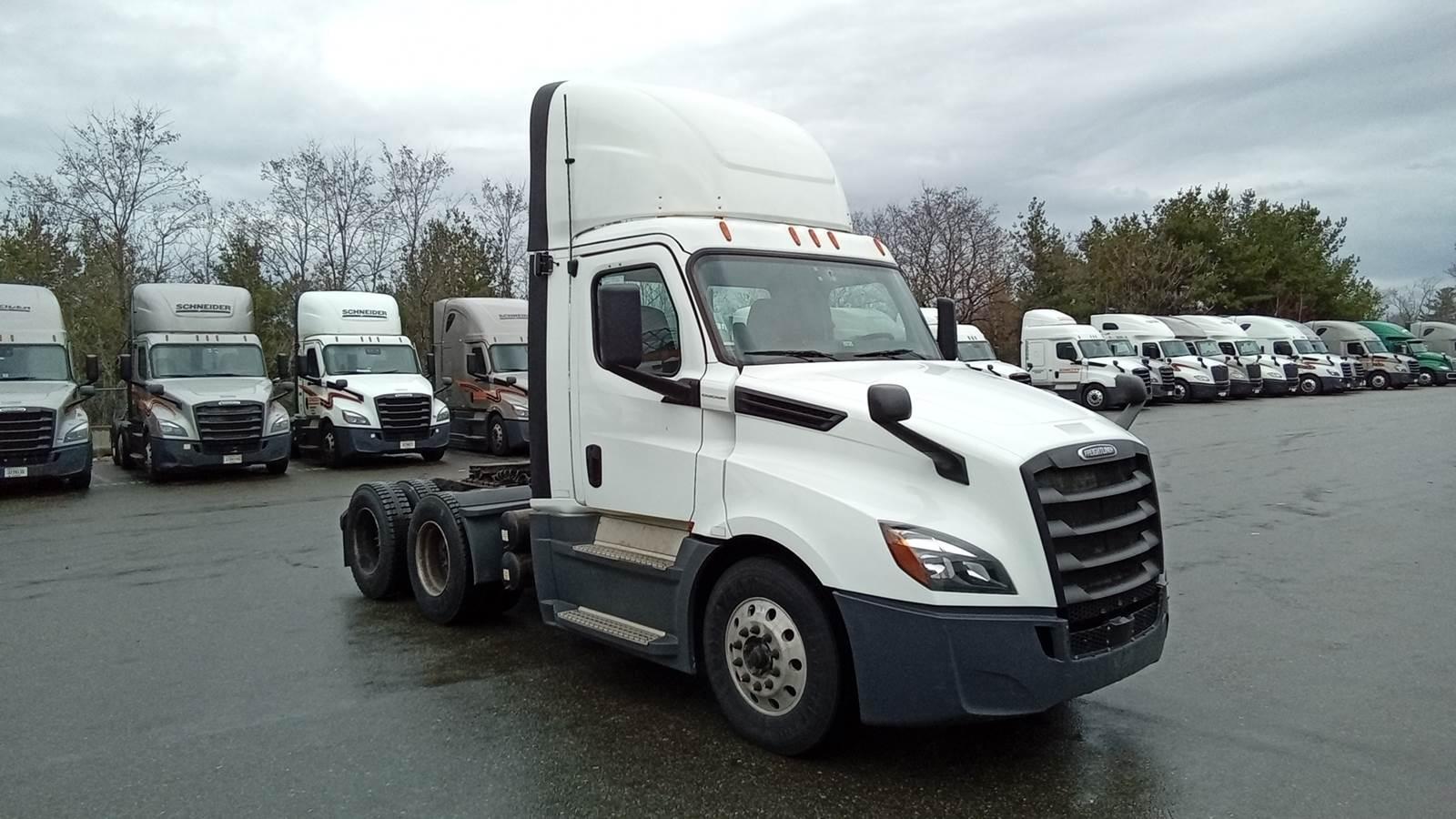 2020 Freightliner Cascadia