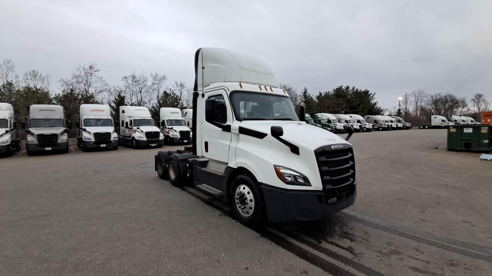 2020 Freightliner Cascadia