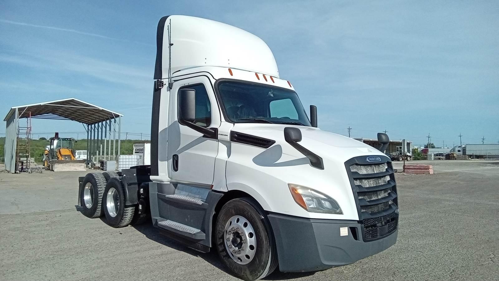 2020 Freightliner Cascadia