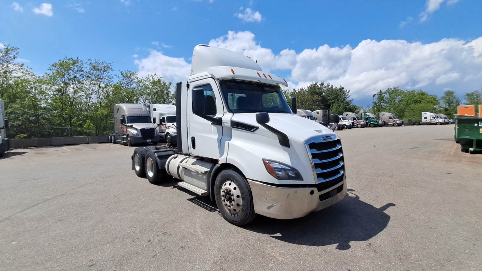2020 Freightliner Cascadia