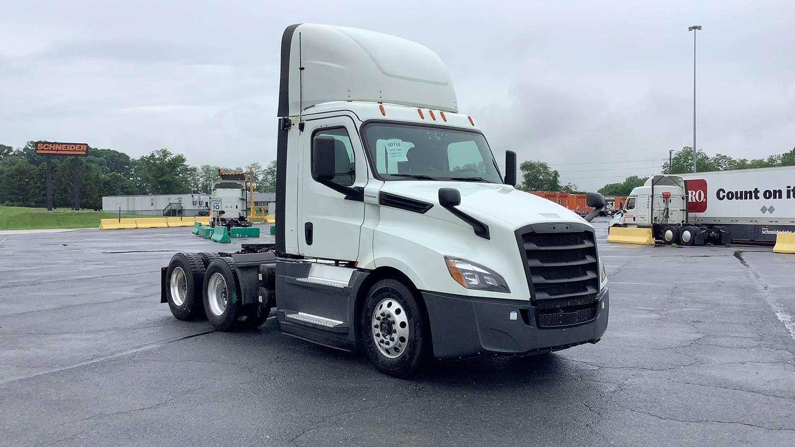 2020 Freightliner Cascadia