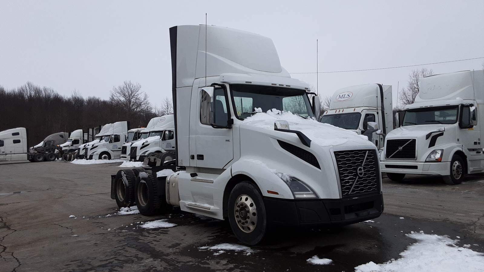 2019 Volvo VNL 300