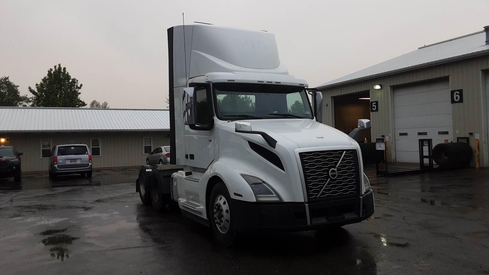 2019 Volvo VNL 300
