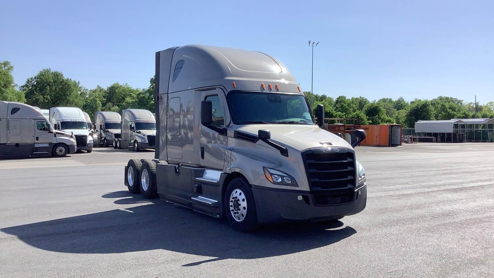 2024 Freightliner Cascadia
