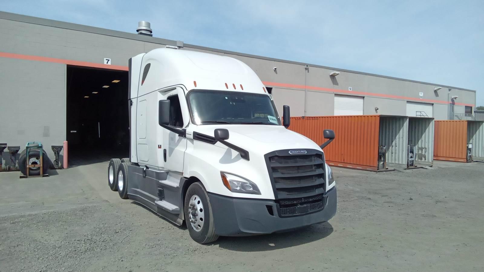 2023 Freightliner Cascadia