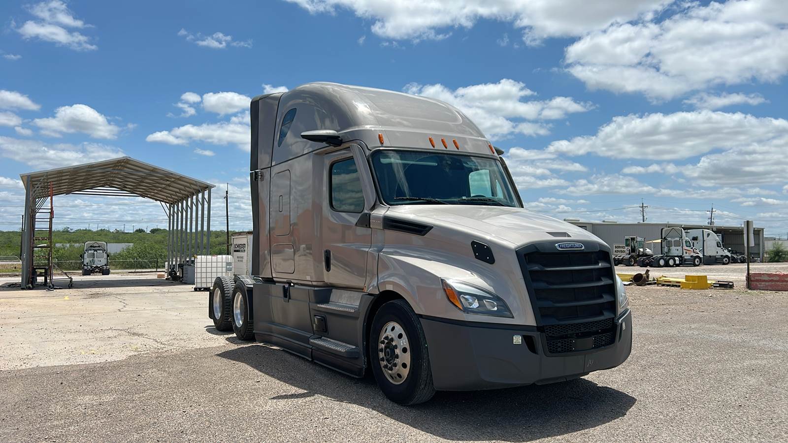 2025 Freightliner Cascadia