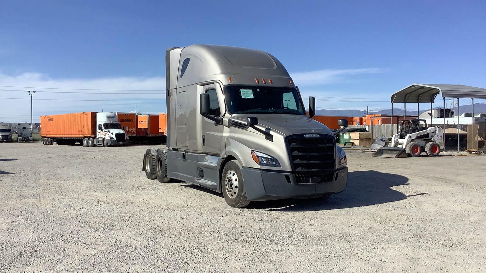 2025 Freightliner Cascadia