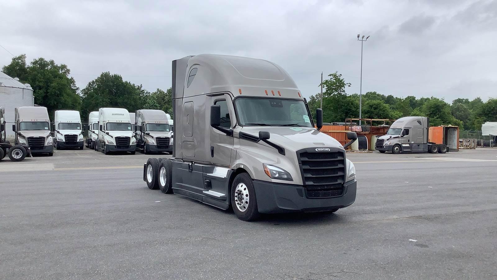 2024 Freightliner Cascadia