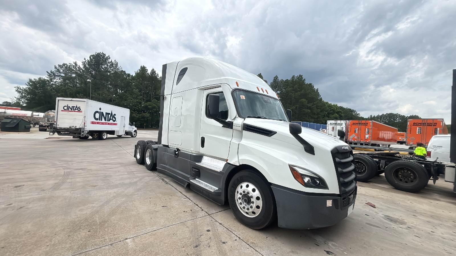 2022 Freightliner Cascadia
