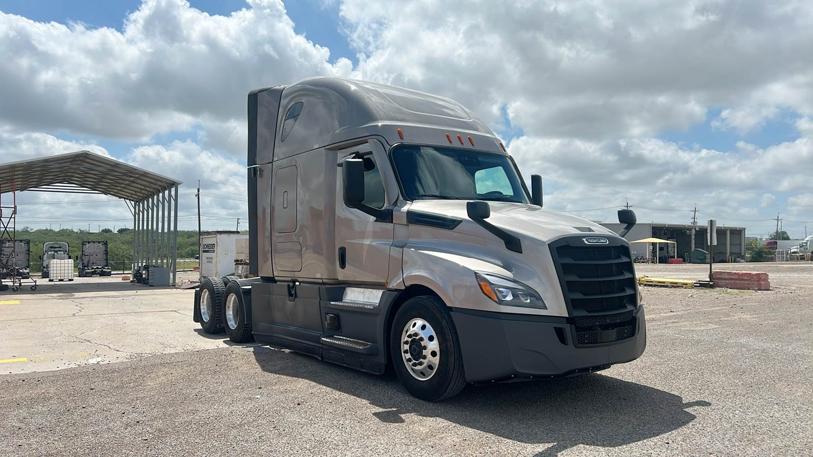 2025 Freightliner Cascadia