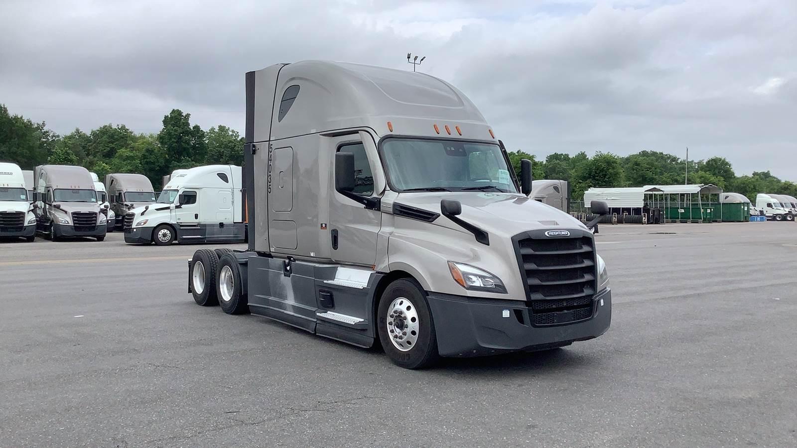 2023 Freightliner Cascadia