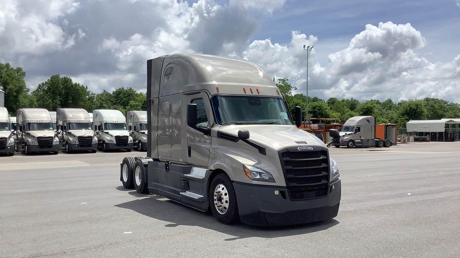 2023 Freightliner Cascadia