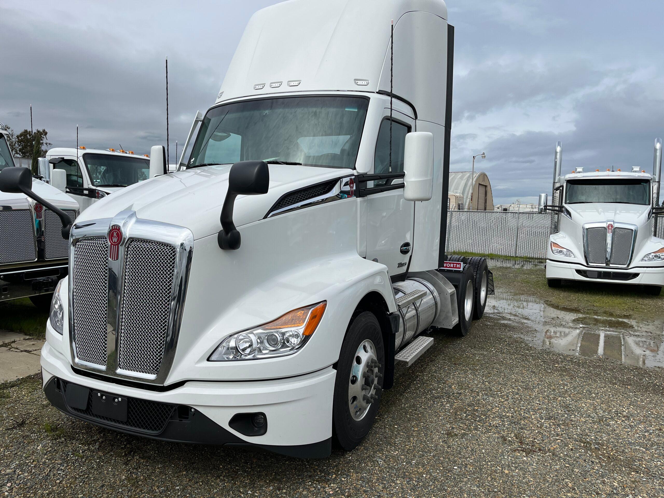 2024 Kenworth T680