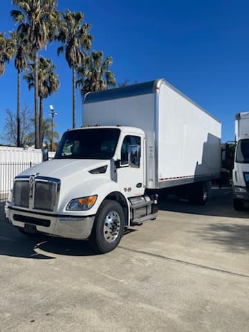 2025 Kenworth T280