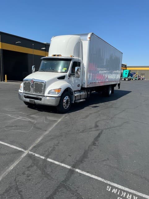 2025 Kenworth T280