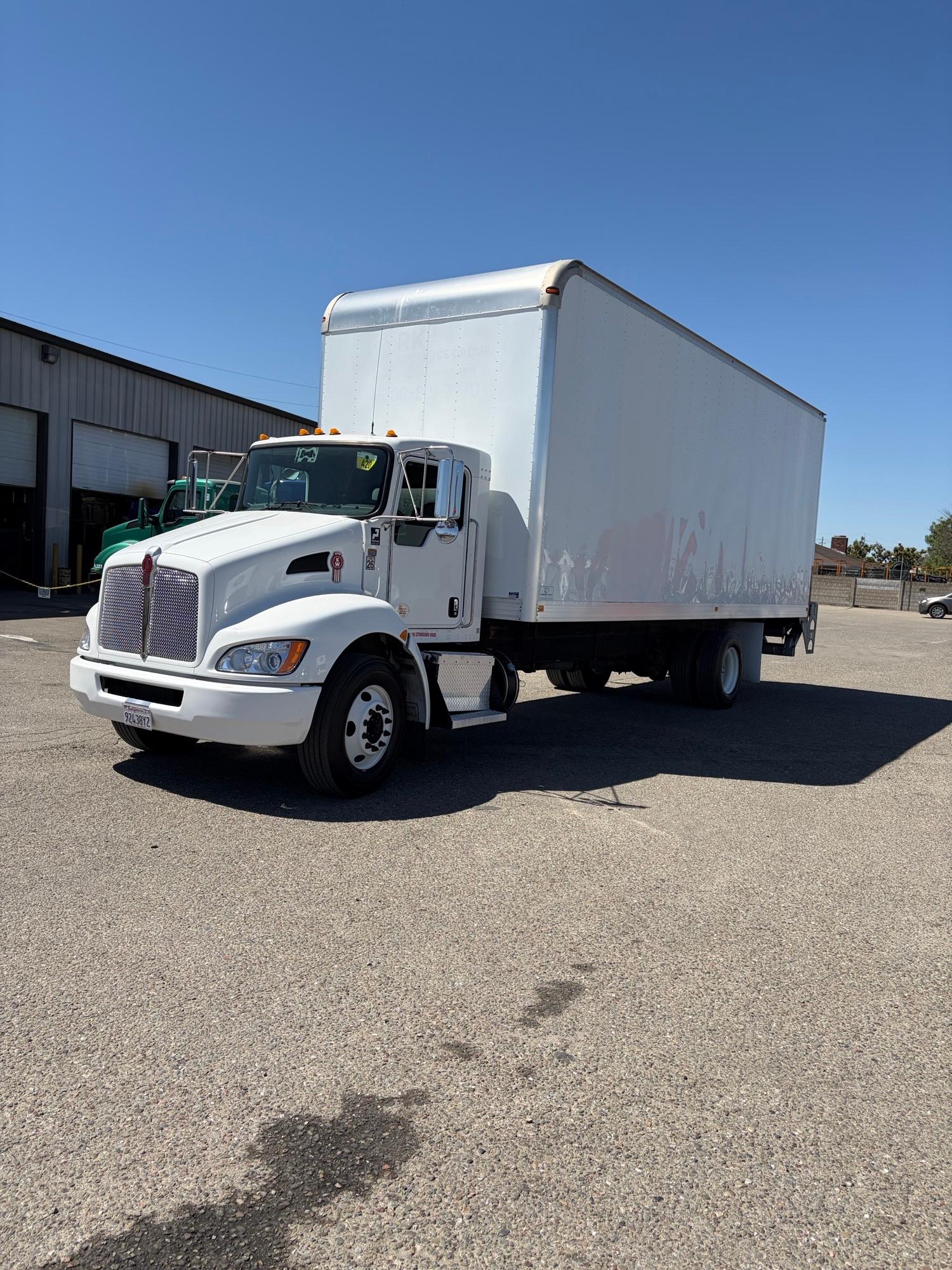 2021 Kenworth T270