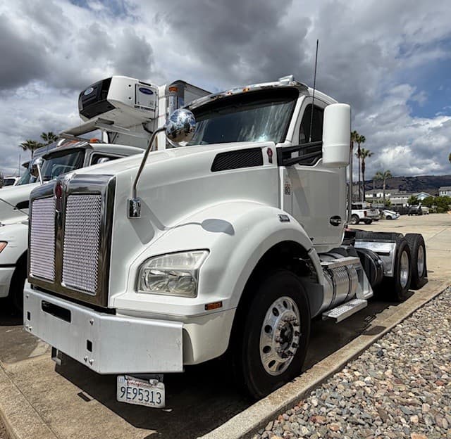 2019 Kenworth T880