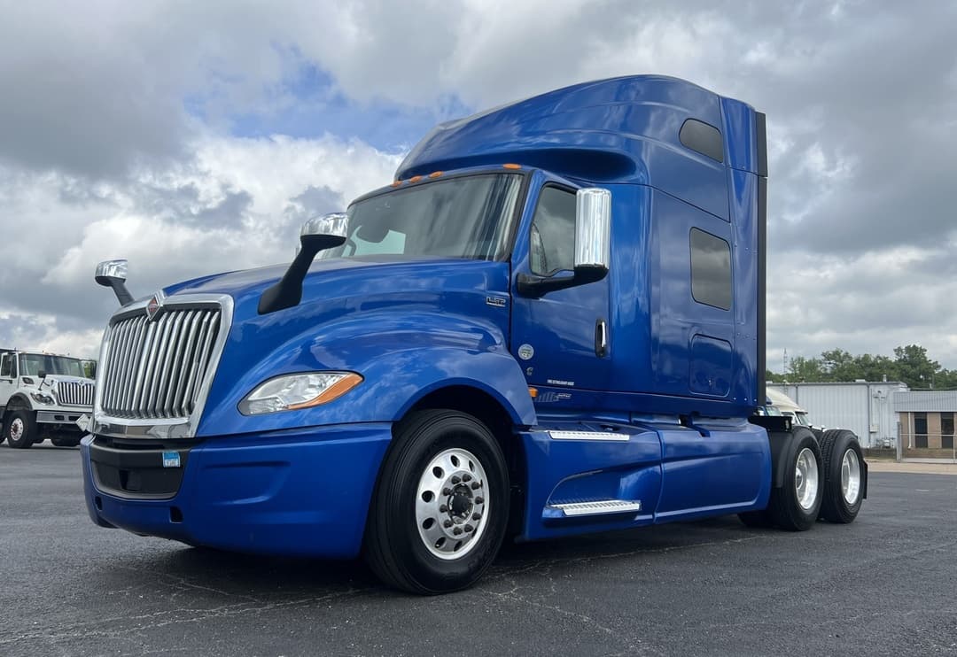 2021 International LT