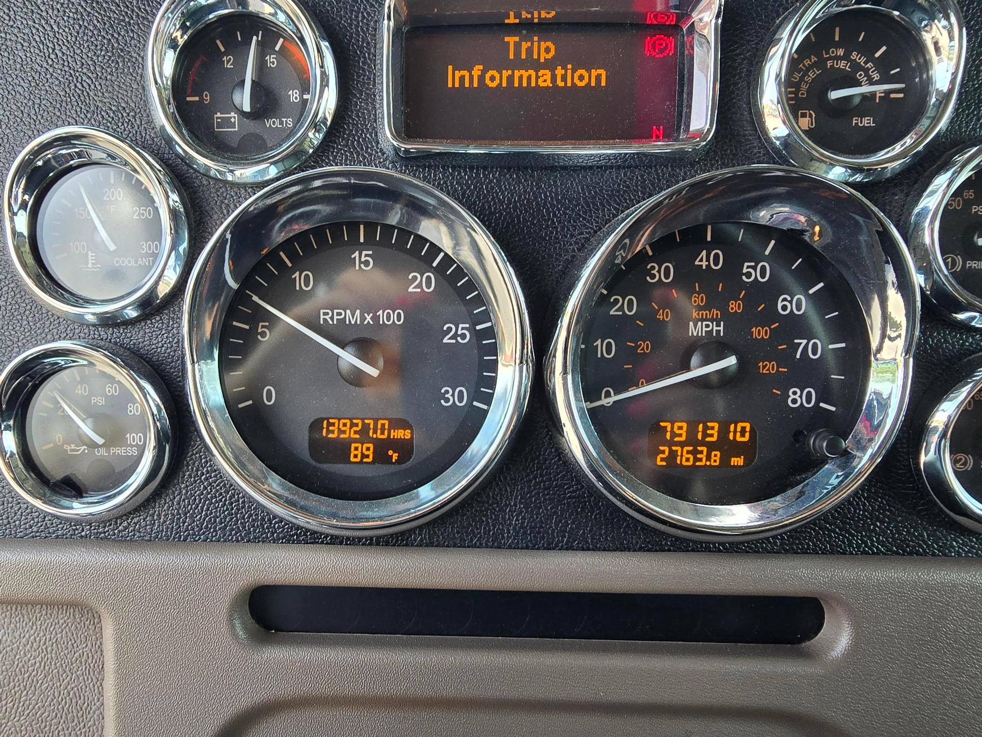2020 Peterbilt in SCRANTON, PA — photo 10