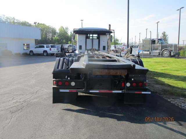 2019 Peterbilt 567 in BUTLER, PA — photo 4