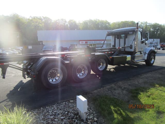 2019 Peterbilt 567 in BUTLER, PA — photo 5