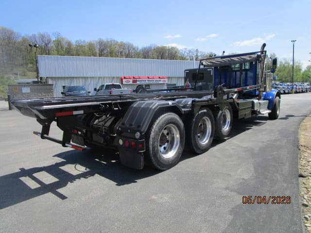 2016 Peterbilt 367 in BUTLER, PA — photo 5