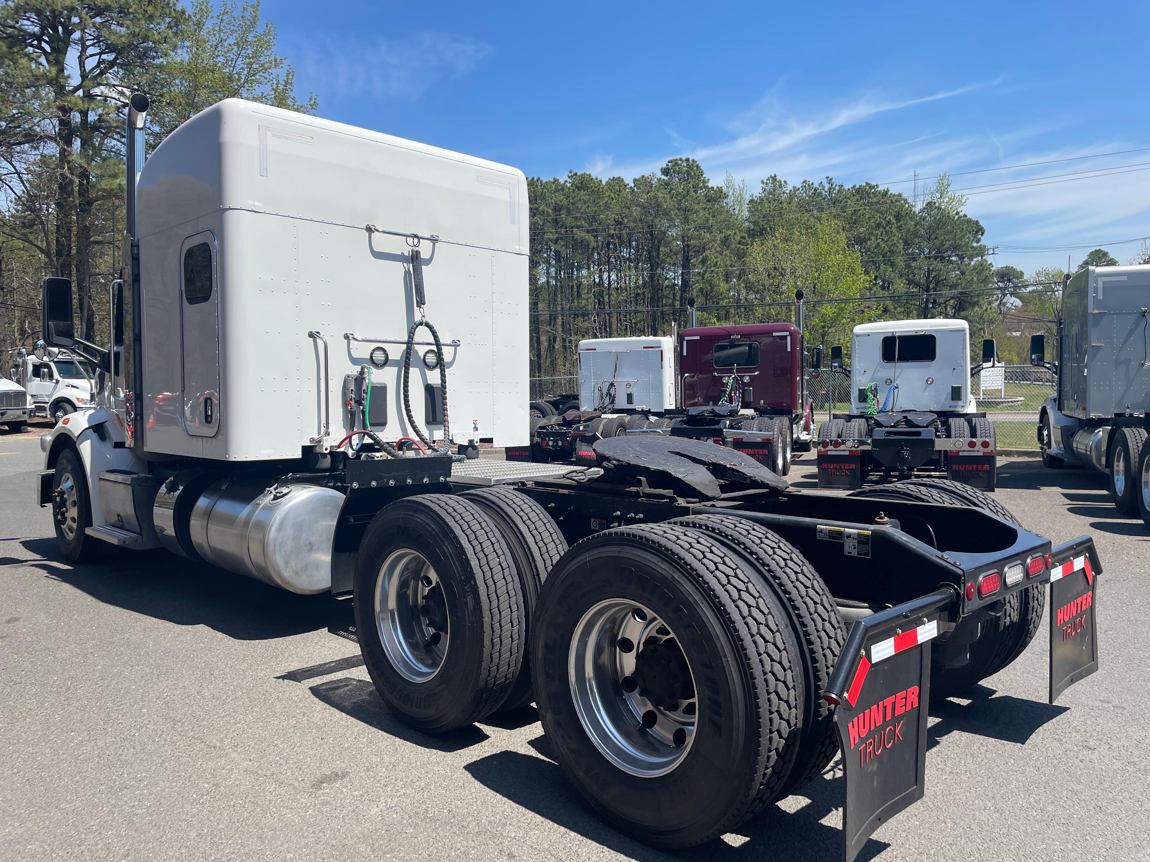 2022 Peterbilt 567 in CLARKSBURG, WV — photo 8