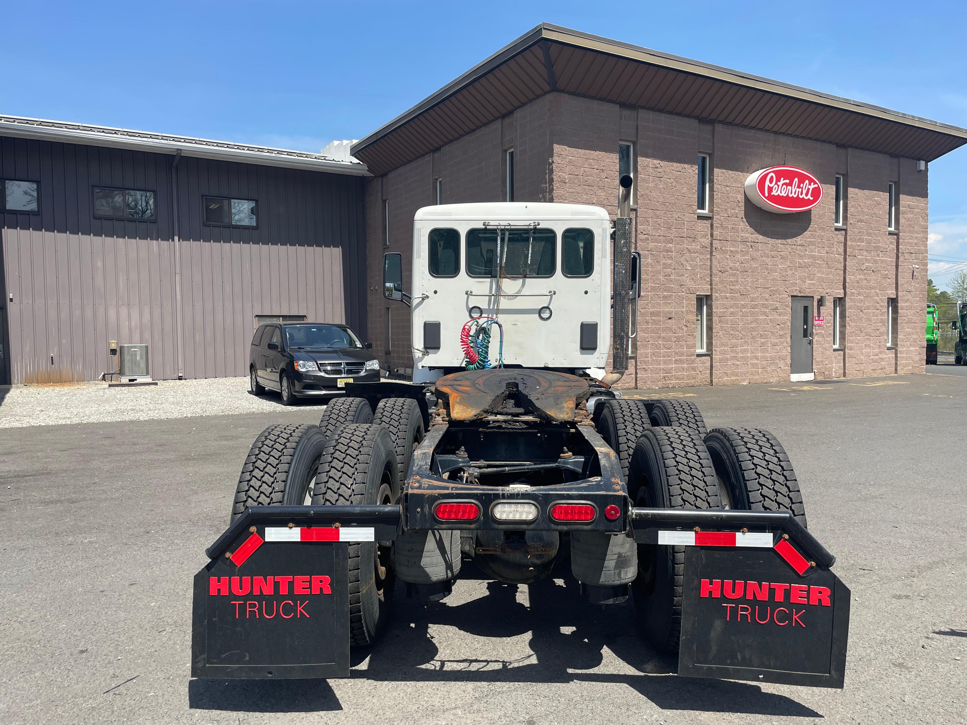 2022 Peterbilt 567 in CLARKSBURG, WV — photo 5