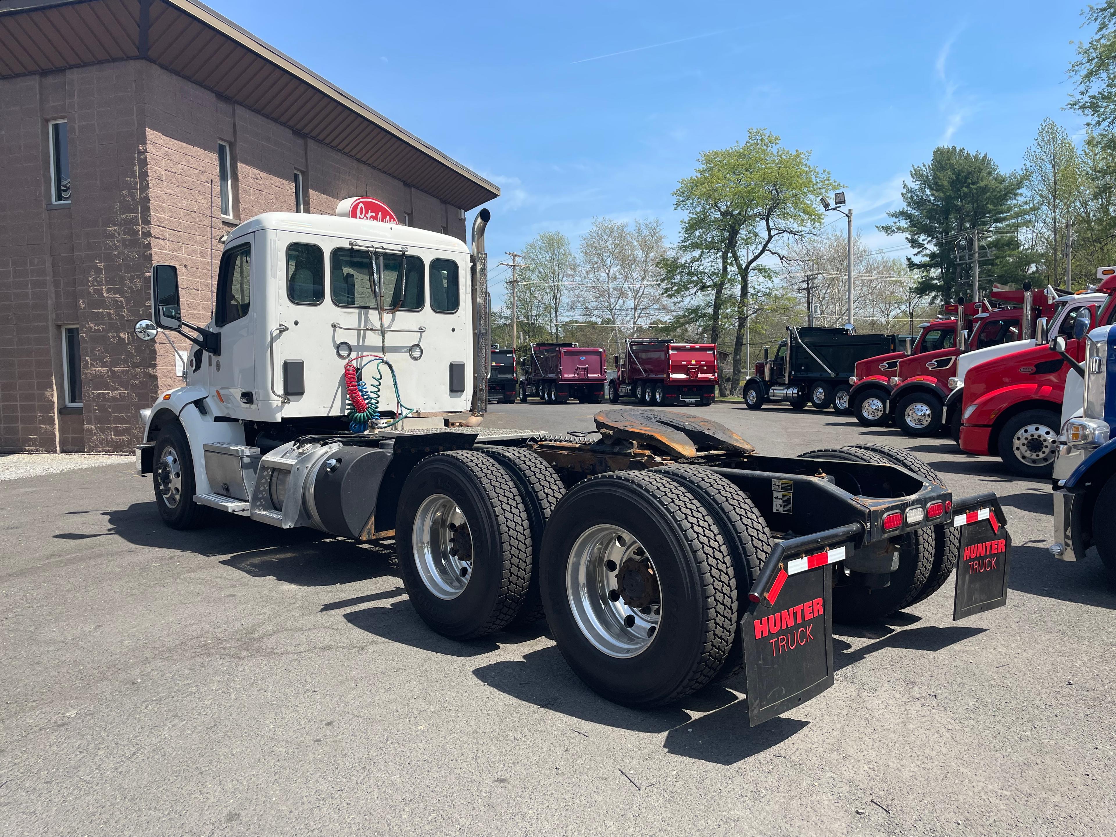 2022 Peterbilt 567 in CLARKSBURG, WV — photo 6