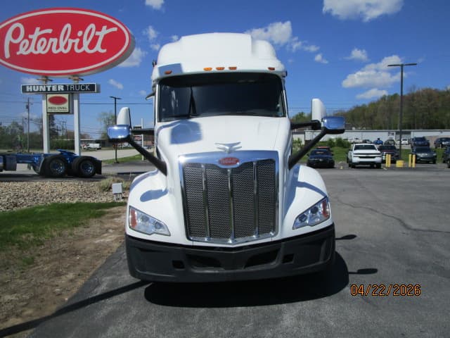 2023 Peterbilt 579 in BUTLER, PA — photo 8