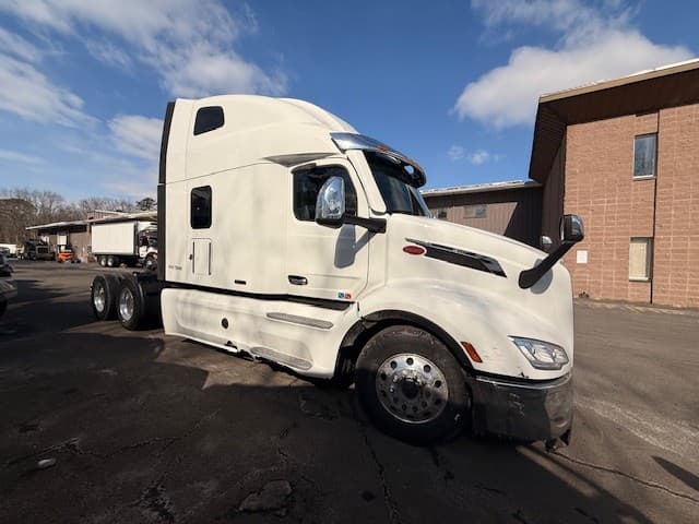 2024 Peterbilt 579