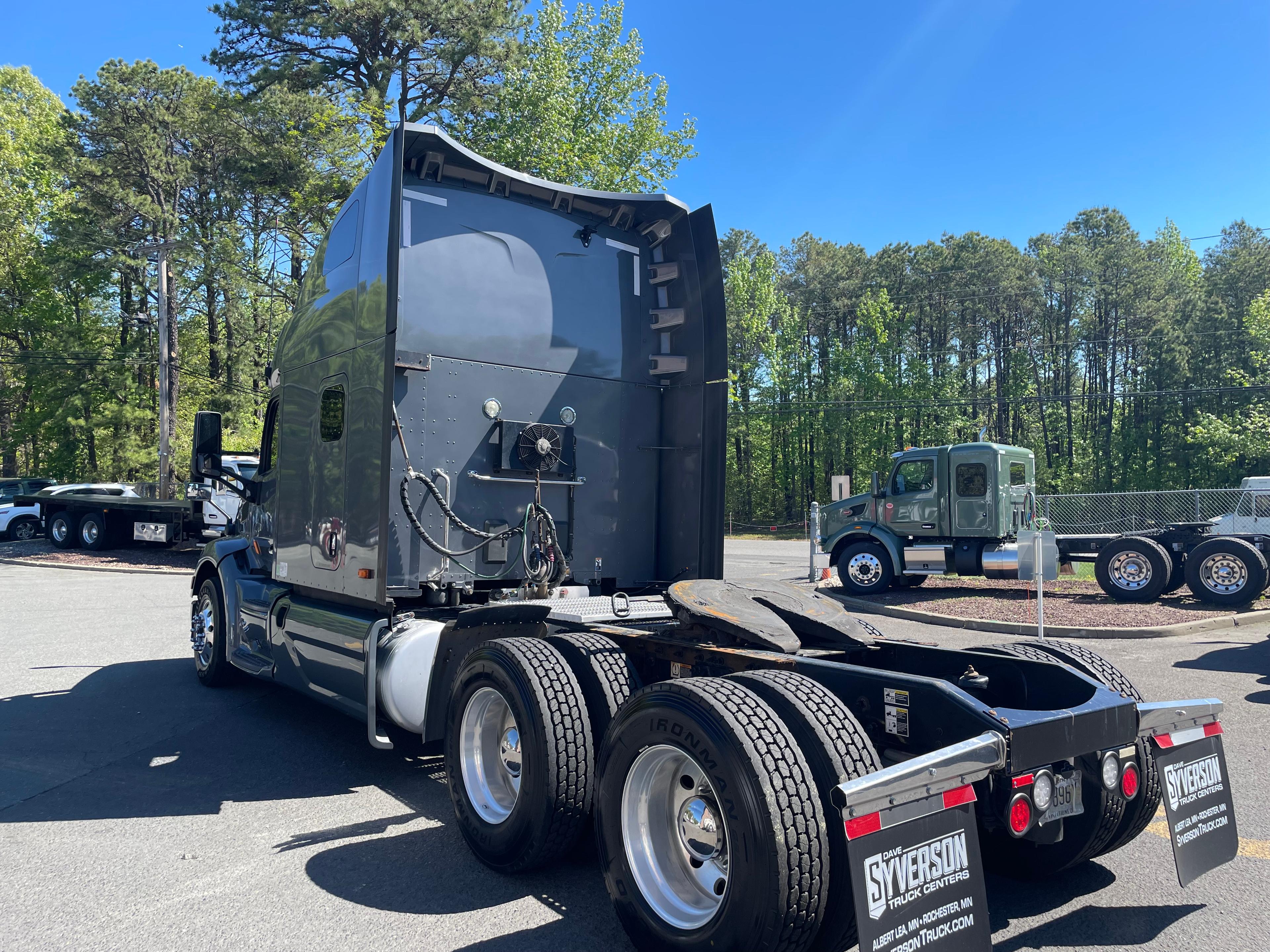 2020 Peterbilt 579 in CLARKSBURG, WV — photo 7