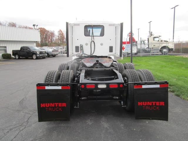 2019 Peterbilt 579 in CLARKSBURG, WV — photo 4